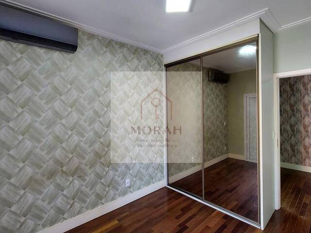 #271 - Casa para Venda em Cotia - SP